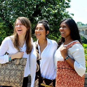 Gold Damask Tote - Thumbnail 3