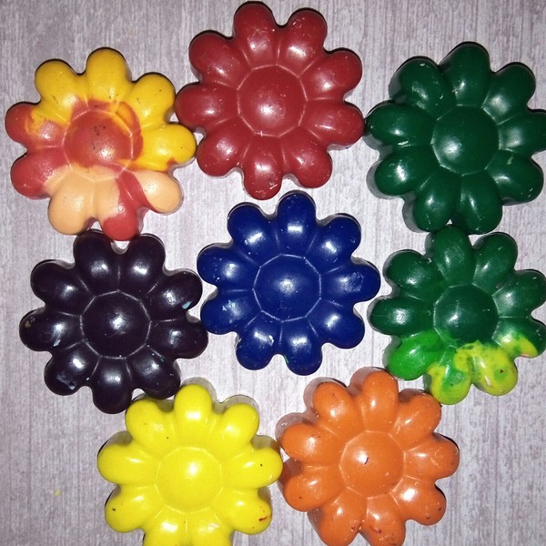 20 Flower Crayons