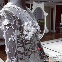 Real Out-cut Long Sleeves Lace Wedding Dresses 2017 Long Embroidery Floral Beaded Wedding Gowns Plus Size RW190 - Thumbnail 3