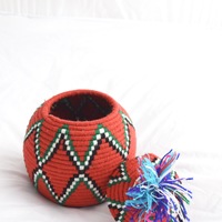 Berber Basket Handwoven Vintage Moroccan Wool Lidded Basket - Thumbnail 1