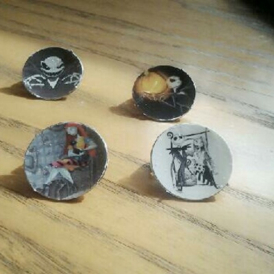 The nightmare before christmas 4 pack of buttons