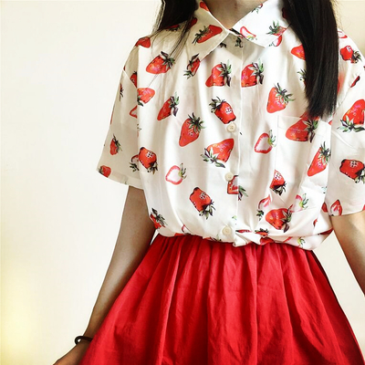 *Free Ship* Strawberry Printed Blouse