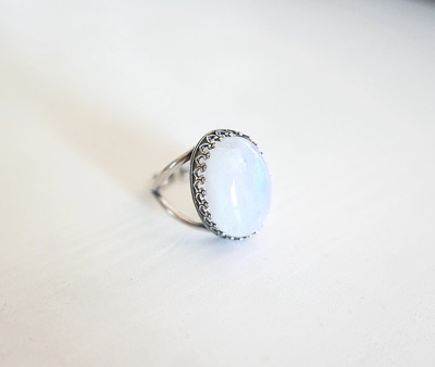 Med. Rainbow Moonstone Ring