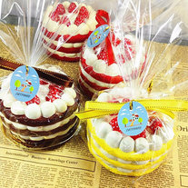Eric Squishy Cuteyard Jumbo Strawberry Cake Slow Rising Original Packaging