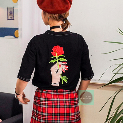 Free shipping-black/white just take this rose tee  - Thumbnail 4