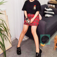 Free Shipping-BLACK/WHITE JUST TAKE THIS ROSE TEE  - Thumbnail 4