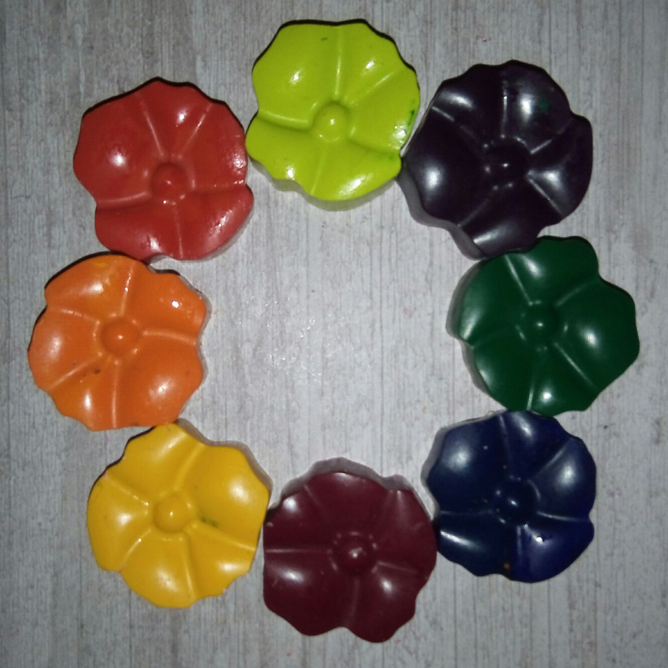 Image of 20 Moana Plumeria Flower Crayons