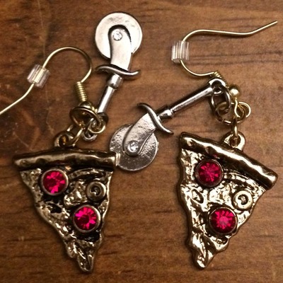 Gold pizza earrings