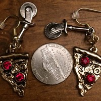 Gold Pizza Earrings - Thumbnail 1