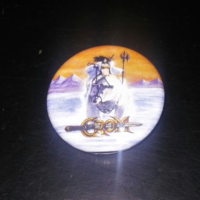 Crom polar bear maiden button