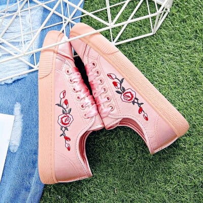 Lace up floral embroidered sneakers