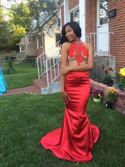 Sexy Sheer Halter Backless Long Appliques Satin Mermaid Prom Party Dresses Red Evening Dress E294