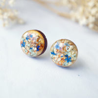 Real Dried Flowers and Resin on Wood Stud Earrings in Blue Orange Mint White - Thumbnail 4