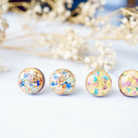 Real Dried Flowers and Resin on Wood Stud Earrings in Blue Orange Mint White - Thumbnail 6