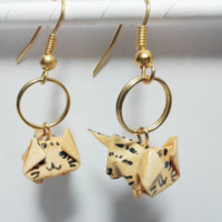 Origami Itty Bitty Kitty earrings: Multiple colors - Thumbnail 4