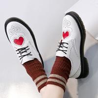 Retro Heart Oxford Shoes in Black / White  - Thumbnail 2