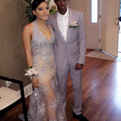 Charming halter sheath lace appliques beaded crystal prom party dresses sexy evening dress long e316