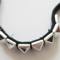 15002 Pyramid stud hairband