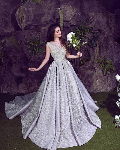 Luxury Heavy Pearls Diamond Crystal Evening Prom Dress Elegant Cap Sleeves A-line Backless Rhinestones Evening Formal Dress E334