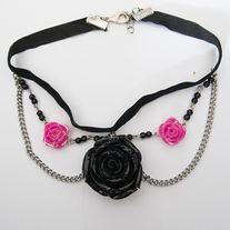 11012 Rose choker