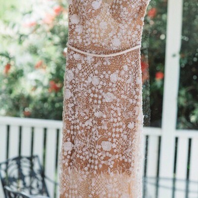 Romantic wedding dresses bridal gowns with appliques flowers - Thumbnail 5