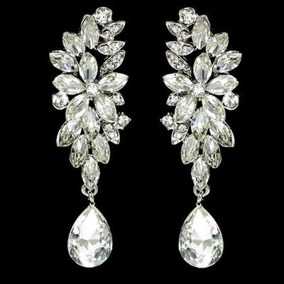Elegant austrian crystal earrings 