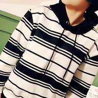 Irregular Stripe Hoodie Sweatshirt - Thumbnail 2
