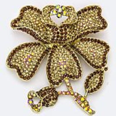 Crystal flower brooch