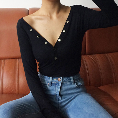 V-neck front buckle single-breasted solid color wild long-sleeved T-shirt