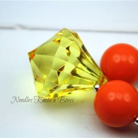  Candy Corn Inspired Chunky Bead Bubblegum Necklace, Girls Jewelry, Fall, Halloween Bubblegum Necklace - Thumbnail 2