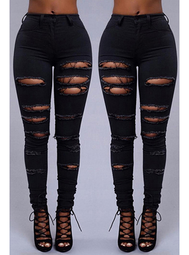 Distressed skinny jeans