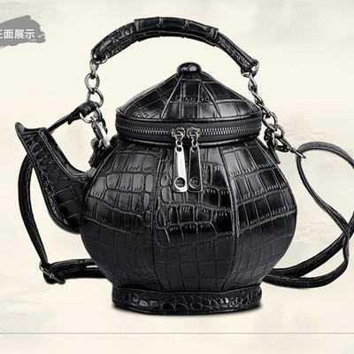Teapot shaped handbag