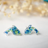 Real Dried Flowers and Resin Dolphin Stud Earrings in Greens and Blues - Thumbnail 4