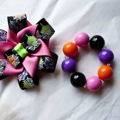 Spiders folded flower