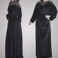 CLAIMED @cinderella_lugosi - Vintage 80s Velvet and Lace Batwing Witch Gown  - Thumbnail 1