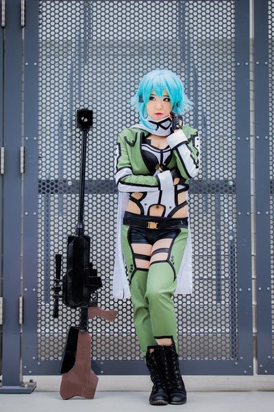 Baenon Searching for the Booty