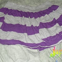 Miley Cyrus Mini Skirts Sz M - Thumbnail 1