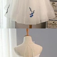 Sexy Charming Short Prom Dresses,Cheap White Homecoming Dresses,Tulle Prom Dress,Sleeveless Prom Dresses for Girls - Thumbnail 1