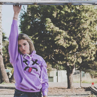 K-Pop Hoodies with Pockets - Thumbnail 1