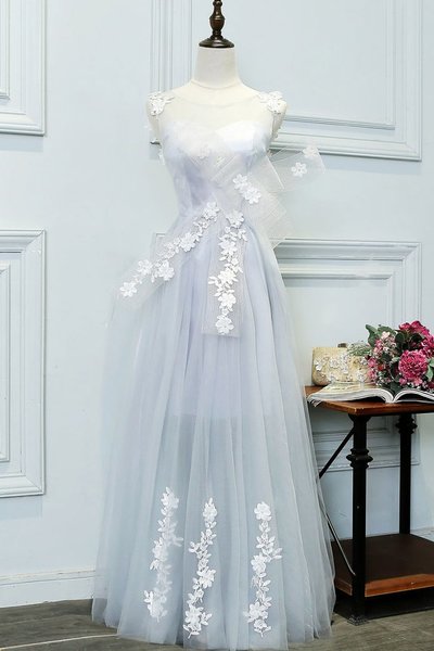 Z193 Appliques Tulle Sexy Custom Made Charming Prom Dress,Prom Dresses