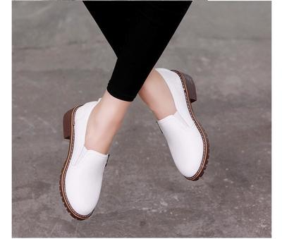 Casual Women's Shoes in Black and White