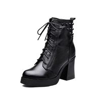 Rivet fashion black middle tube female boots - Thumbnail 2