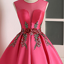 Knee Length A Line V Neckline Cap Sleeve Ruched Appliques Satin Fuchsia Short Homecoming Dress