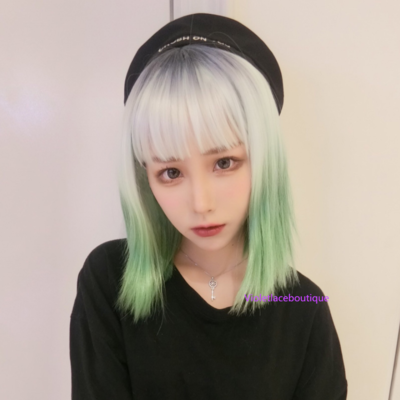 Mint green gradient short wigs with bangs