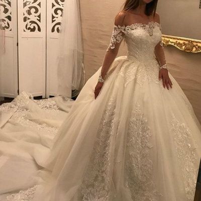 Charming long sleeves wedding dress with appliques - Thumbnail 5