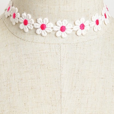 Daisy choker