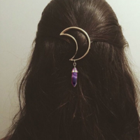 Retro Crescent Moon Hair Clip with Howlite Crystal - Thumbnail 2