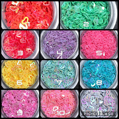 Pastel & iridescent hollow hearts 