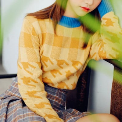 Vintage color block long sleeved knitted sweater