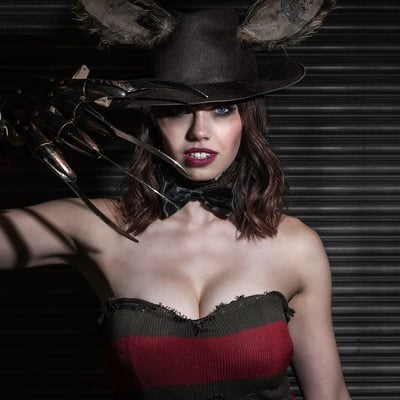 3...4... freddy's at your door..